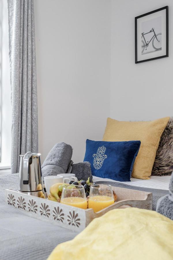 Stunning 2-Bed Apt - Free Parking - Camden - Central - Zoo - Shop - Events Londres Exterior foto
